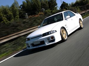 「RB30改シングルターボ仕様をオートマで楽しむR33スカイラインセダン」超快適なフルチューンスペック！