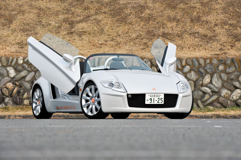 355psのピュアスポーツ YES!ロードスターの姿