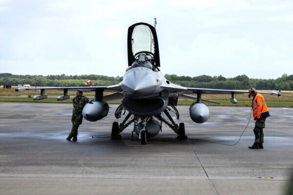 オランダがF-16戦闘機の運用を終了 ウクライナに供与へ 自国の防空どうするの？