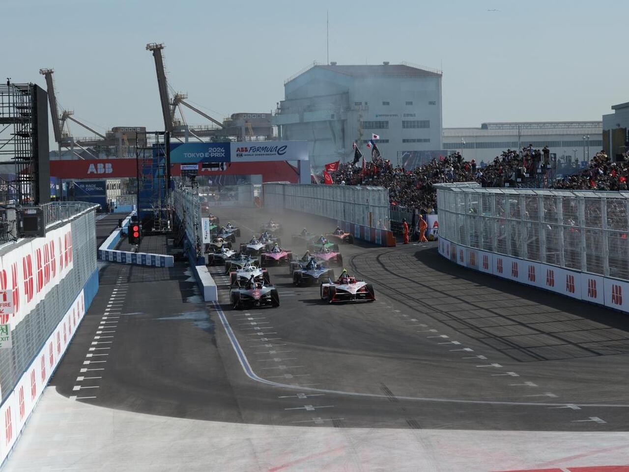 5月17～18日にフォーミュラE東京大会開催、「最速先行」観戦チケットの抽選受付2月10日に開始、VIP専用ラウンジは67万円！