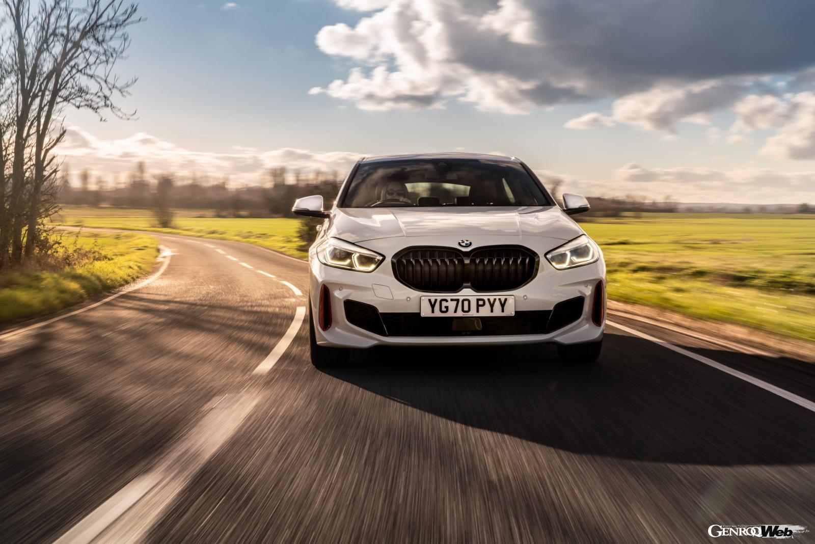 大本命ホットハッチ Bmw 128tiのオフシャルフォトに右ハンドル仕様追加 画像ギャラリー Genroq Web 自動車情報サイト 新車 中古車 Carview