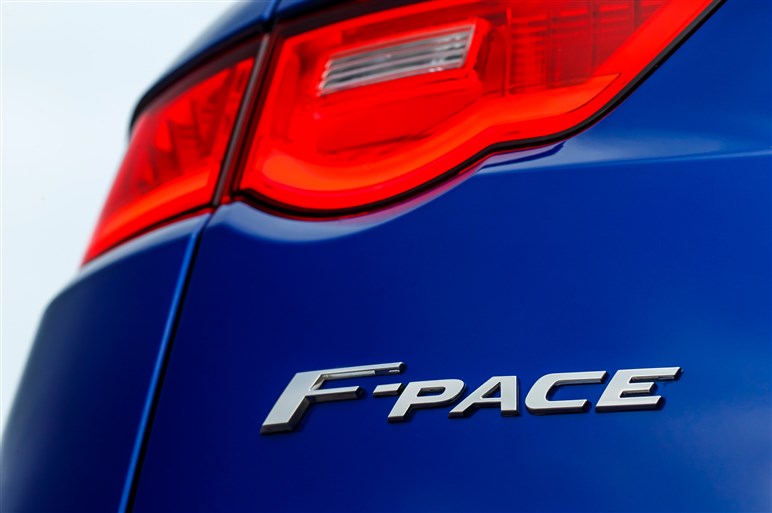 ジャガーF-PACE・初試乗。プレミアムSUVの新参者はどんなクルマか？