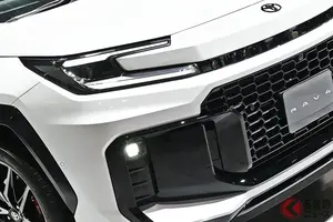 トヨタ「新型RAV4」まもなく発売！ 7年ぶり全面刷新で最新ハイブリッド搭載！ “ちょうどいいサイズ”キープ＆異なる“3つのモデル”を用意する「主力SUV」の進化とは！