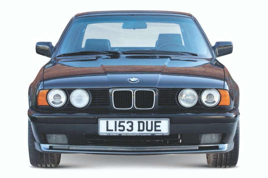 主張しすぎない最高　BMW M5（E34型）　英国版クラシック・ガイド　M1譲りの直6　前編
