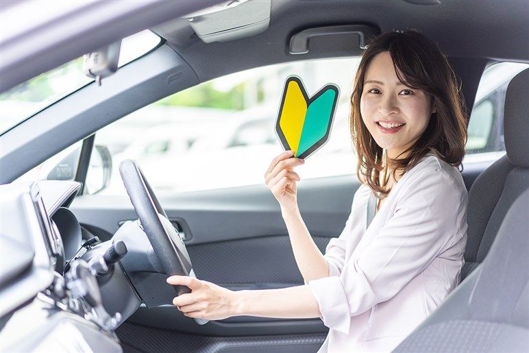 【疑問】自動車免許の取得にメリットはあるのでしょうか？　若者が悩むワケは“タイパ”の悪さだった
