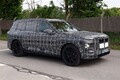 【初撮影】 BMWの旗艦SUV「X7」が2代目へと進化。BEV仕様「iX7」も追加し価格は2000万円オーバーに