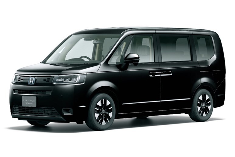 間もなく改良の「ステップワゴン」。「エアーEX」追加は朗報も内容はやや期待外れ？ ライバル追撃の鍵とは