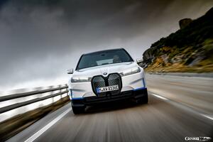 BMWのフル電動SUV「iX」、2021年末に発売決定。X5同等の価格帯からスタート！