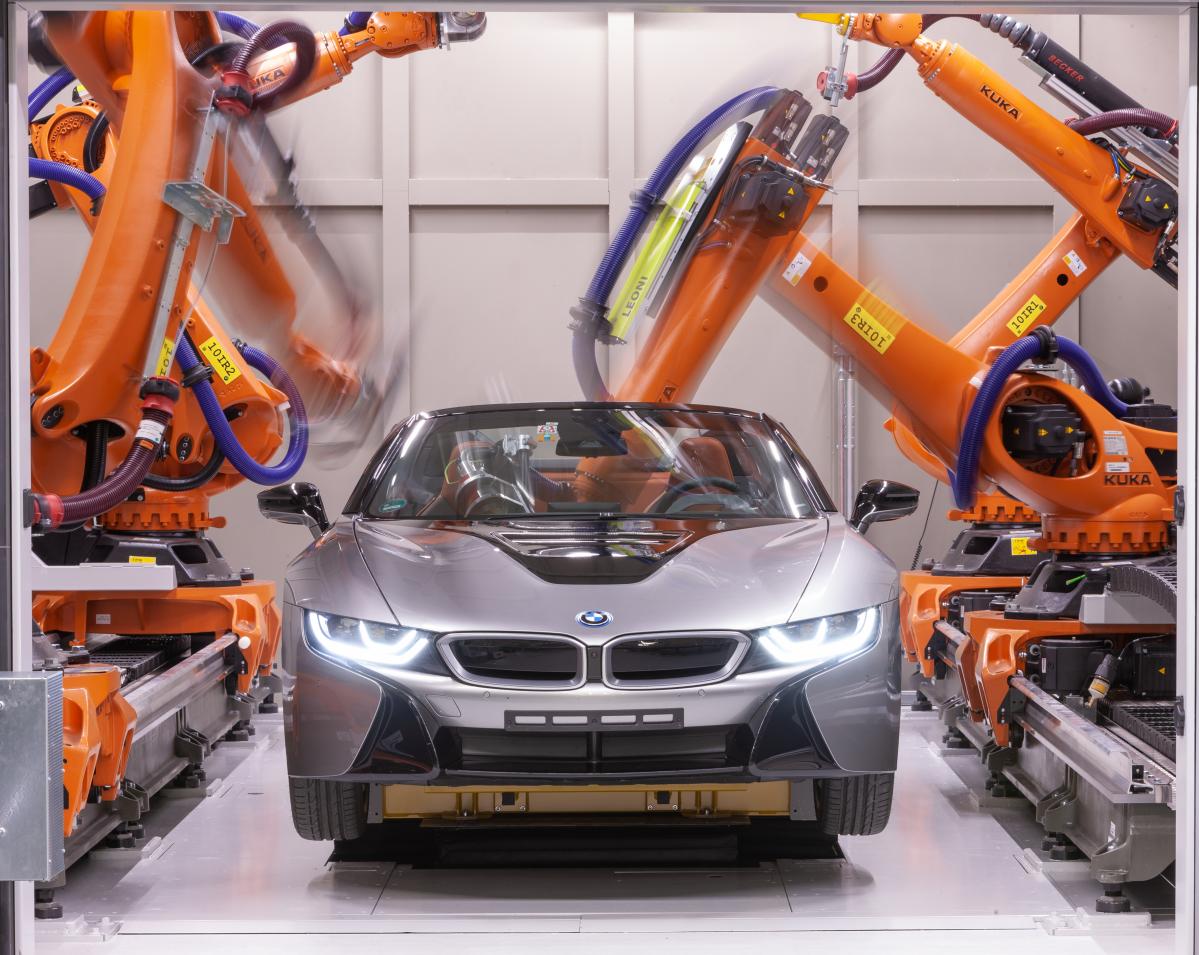 車両分析にX線測定技術を導入するBMW