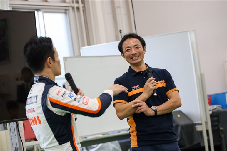 大怪我を乗り越え再び輝きを取り戻した元王者。山本尚貴と母校・作新学院との大切な絆