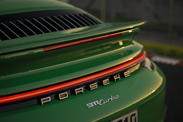 ポルシェ911ターボ試乗 Sモデルより約450万円安い 素の ターボは間違いなくお買い得 Carview の写真 17ページ目 自動車情報サイト 新車 中古車 Carview