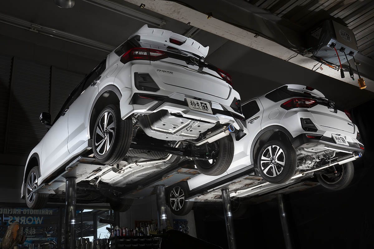 もうデビュー ライズ ロッキーのリアビューを迫力の砲弾マフラーでカスタム スタイルワゴン ドレスアップナビ 自動車情報サイト 新車 中古車 Carview