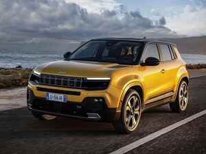 BEVの新種「ジープ アベンジャー」を初テスト。エントリーJeepとしてもコンパクトSUVとしても、大満足！の仕上がりだ