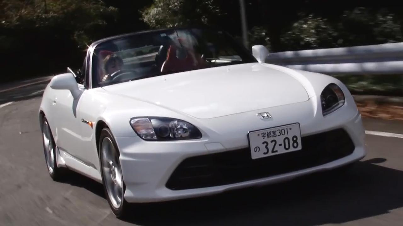 動画 竹岡 圭のクルマdeムービー ホンダ S00 th アニバーサリー アイテム 年11月放映 Webモーターマガジン 自動車情報サイト 新車 中古車 Carview