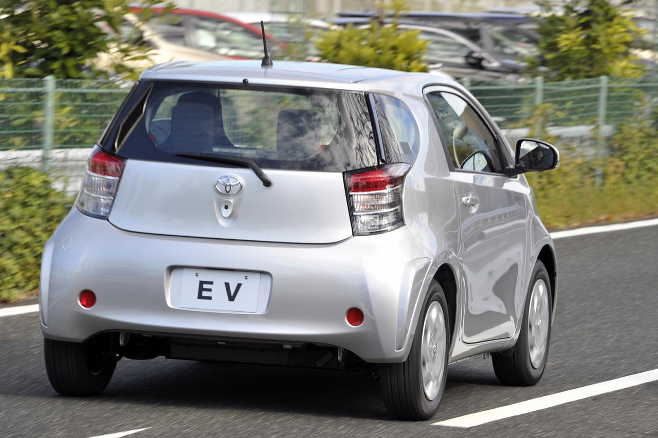 試乗 トヨタ Iqのev のちの限定車 Eq に見たプレミアムコンパクトの理想形 10年ひと昔の新車 Webモーターマガジン 自動車情報サイト 新車 中古車 Carview