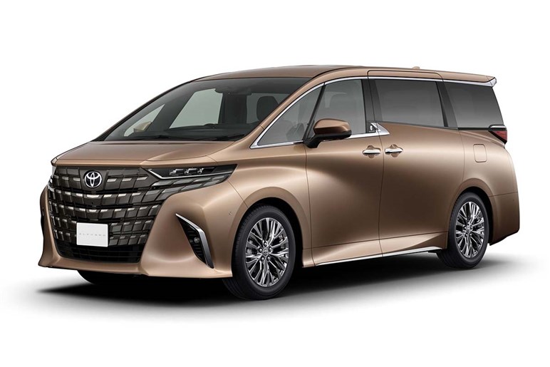 大胆な“未来派”ボディをチラ見せした新型「エルグランド」への期待や評価は？ ネットの声をまとめた