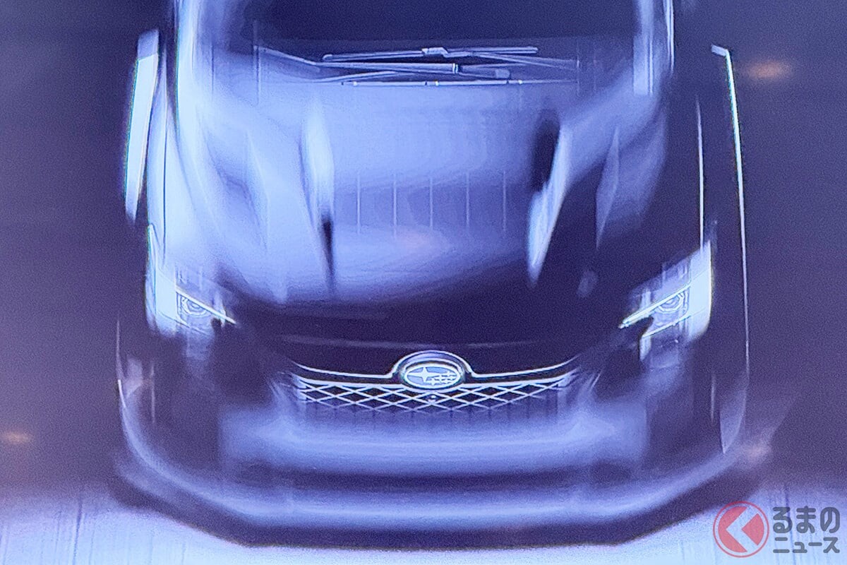 スバルが新型「謎のスポーツモデル」世界初公開へ！ シルエットはハッチバックで「水平対向ターボ×MT」搭載か!? 「新型水平対向エンジン」も開発中!? 今秋お披露目へ！