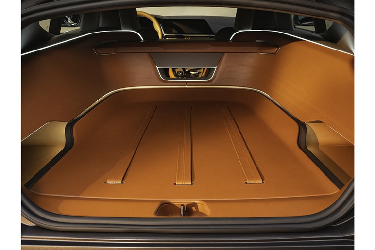 BMWの美形スタディ「ツーリングクーペ」発表は、サヨナラ「Z4」の序曲だった！