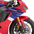 生きとったんかCBR1000RR!! 北米では600RRと1000RR-Rの中間的な位置づけに!