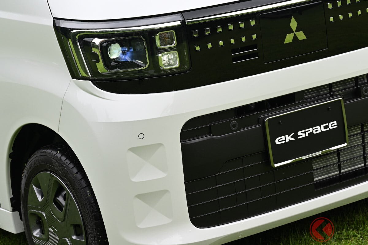 三菱新型「軽ワゴン」登場！ 5年ぶり全面刷新で“注目度”が急上昇！ 「N-BOX」と比較する人が多い新型「eKスペース」ライバルとは異なる魅力とは？