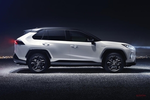 トヨタRAV4新型　チーフエンジニア佐伯禎一インタビュー　先代とどう違う？