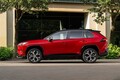 【販売店に聞いた】新型「RAV4」受注開始は25年末以降の予想。“早期受注停止”の可能性が低い理由とは