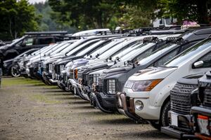 【激アツ、1173台が集結】日本最大級のデリカの祭典「デリカファンミーティング2025」が開催。デリカにひかれるわけをオーナーに聞いた