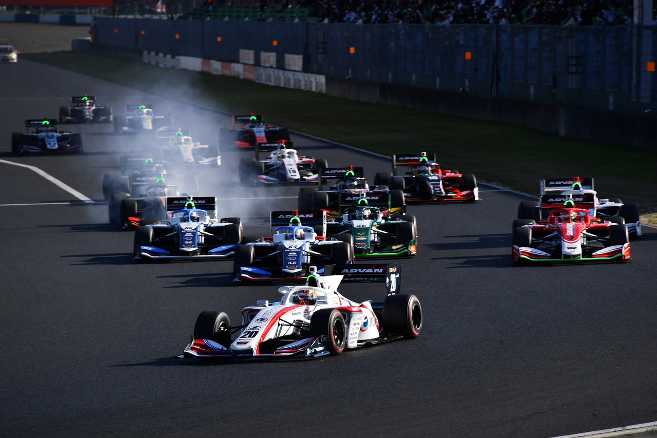 世界から注目される全日本スーパーフォーミュラ選手権 女性ドライバー目線でレポート 年 第1 2戦 Genroq Web 自動車情報サイト 新車 中古車 Carview