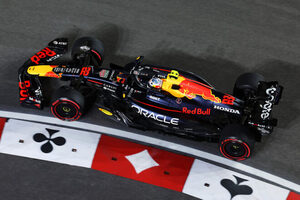 僚友とフロアを比較、最新版は「ステップアップしている」黄旗と中断でタイム更新ならずも手応え【角田裕毅F1第22戦展望】