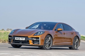 驚きと感動に溢れる「976」　ポルシェ・パナメーラ・ターボ（2）　2.4tのボディが軽く感じる