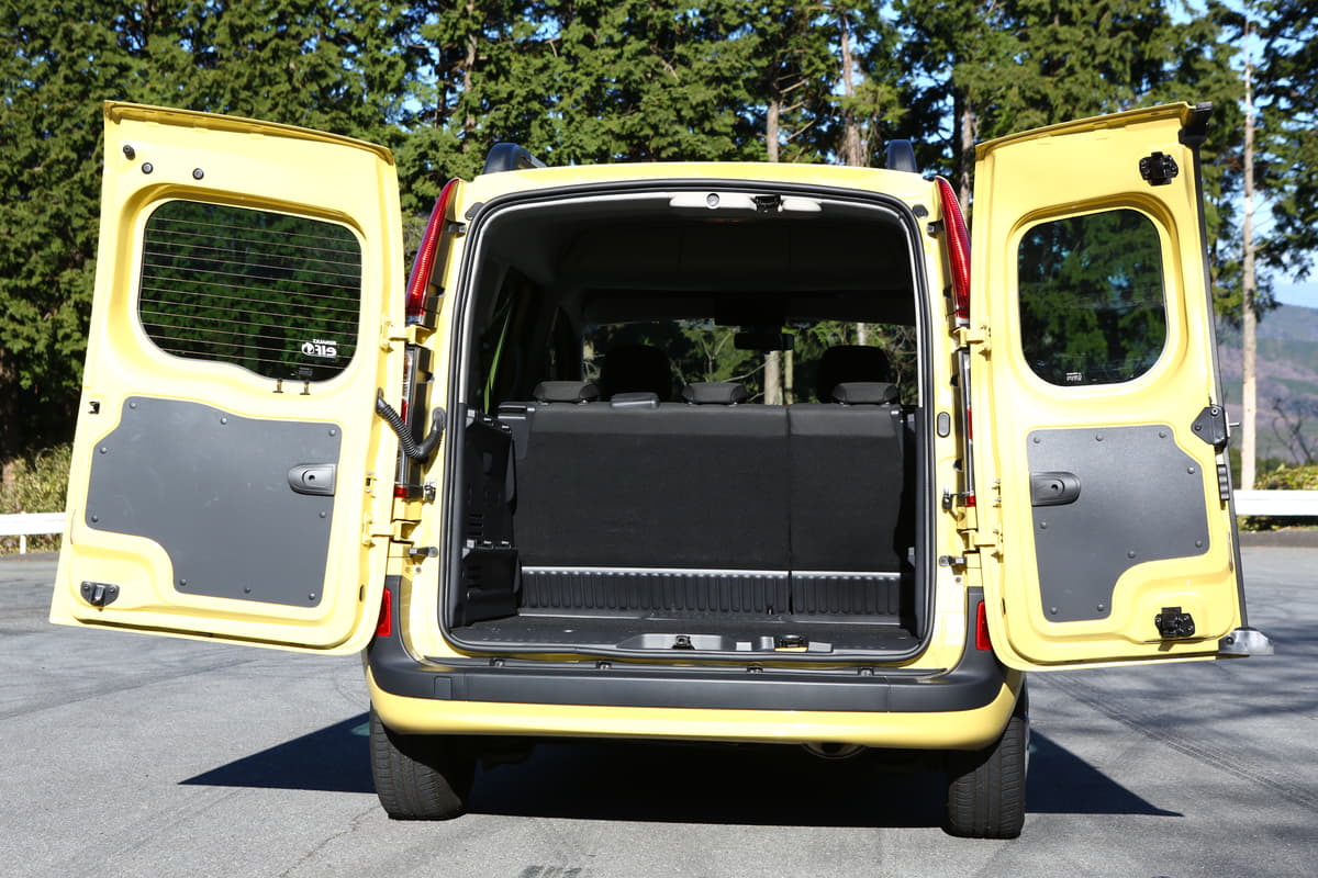 ガラスハッチに観音開き 荷物を出し入れしやすい バックドア車 の見極め方とは Auto Messe Web 自動車情報サイト 新車 中古車 Carview