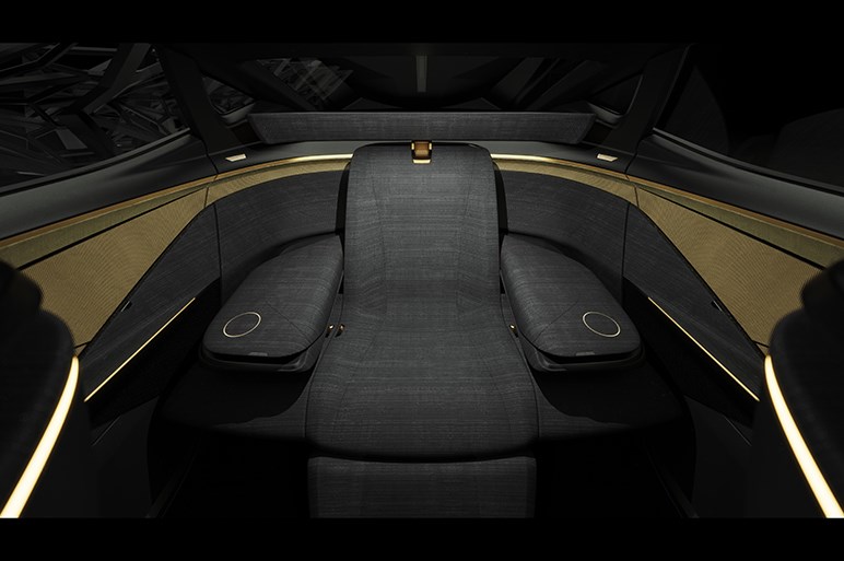 日産がEVコンセプトカーのIMsを発表。後席に座るならセンターでお願いします