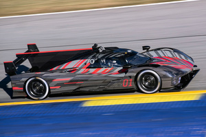 キャデラック初の電動レーシングカー「V-LMDh」が2023年のレースデビューへ