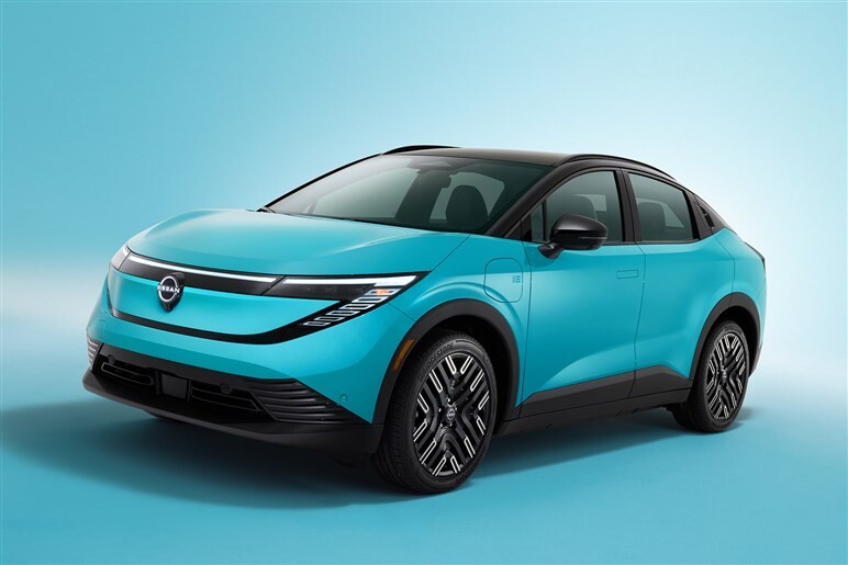 【世界も注目】EVの元祖「リーフ」の新型が世界発表される。みなぎる先進感で日本人の“BEV嫌い”を変えられるか？