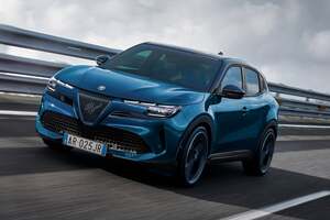 アルファロメオの新型コンパクトSUV「ジュニア」が上陸！ マイルドハイブリッド仕様とBEVを設定【新車ニュース】