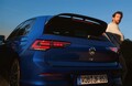 VW新型「ゴルフR」日本初公開…333PSに向上し意外とバーゲンプライス？ 注目の「I.D.BUZZ」は今夏導入