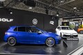 VW新型「ゴルフR」日本初公開…333PSに向上し意外とバーゲンプライス？ 注目の「I.D.BUZZ」は今夏導入