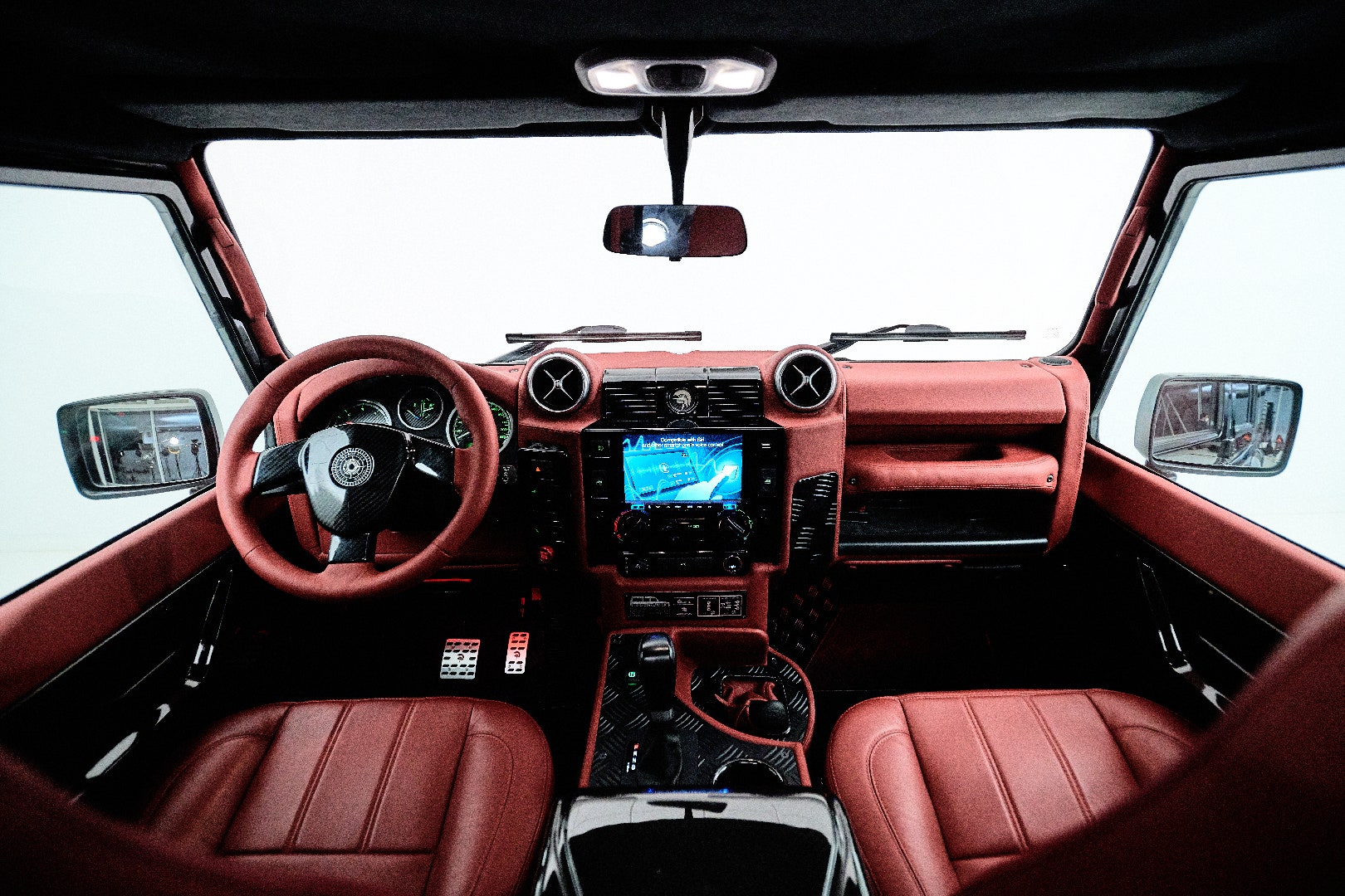 ゴージャスでハイパワーなディフェンダーに注目 2500万円で仕立てるアレス仕様とは Gq Japan 自動車情報サイト 新車 中古車 Carview