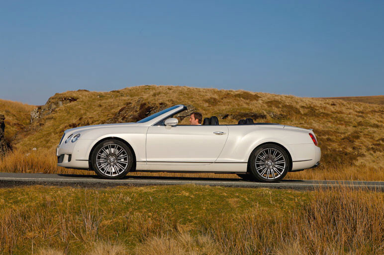 W12・610ps最速モデル GTCスピードに乗った！