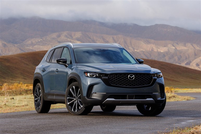 マツダの北米向け「CX-50」がトヨタ製ハイブリッド搭載。日本のマツダ車も期待していいの？