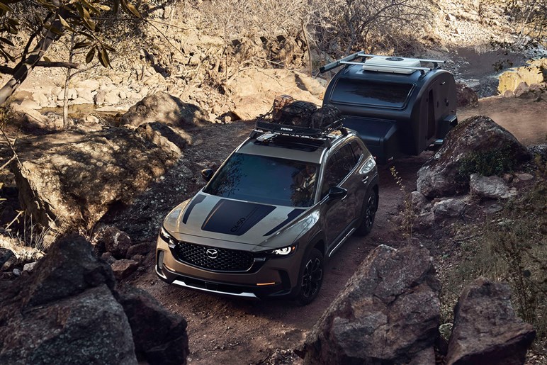 マツダの北米向け「CX-50」がトヨタ製ハイブリッド搭載。日本のマツダ車も期待していいの？