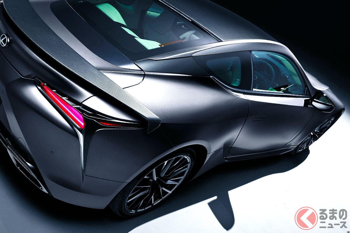 レクサス新「超高級クーペ／オープンカー」発表に反響殺到！「マジで欲しい！」「圧倒的に美しい…」「今から楽しみです」の声も！ 超パワフルな「V8エンジン」×“超豪華インテリア”がスゴイ！ 新たに進化した旗艦「LC」とは！