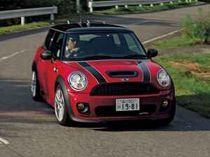 【試乗】2代目ジョンクーパーワークスはMINIの「走りの気持ち良さ」を象徴するモデルだった【10年ひと昔の新車】