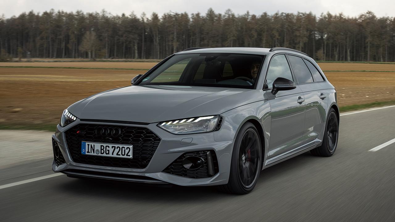 海外試乗 アウディ Rs4アバントはただ者ではない凄みを持つハイエンドスポーツワゴン Webモーターマガジン 自動車情報サイト 新車 中古車 Carview