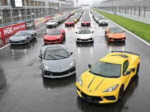 コルベット「Z06」に コンバーチブルを追加！日本限定モデル「イエロージャケット エディション」とともに、シボレー ファンデーで日本初公開