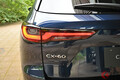 「新型SUVで車中泊可能!?」2022年秋発売予定の新世代SUV「CX-60」には「就寝できる」純正パーツがあった