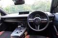 受注停止中だが…CXじゃないマツダのSUV、しかもロータリーEVって正直どうなの？ 「MX-30 R-EV」に改めて試乗