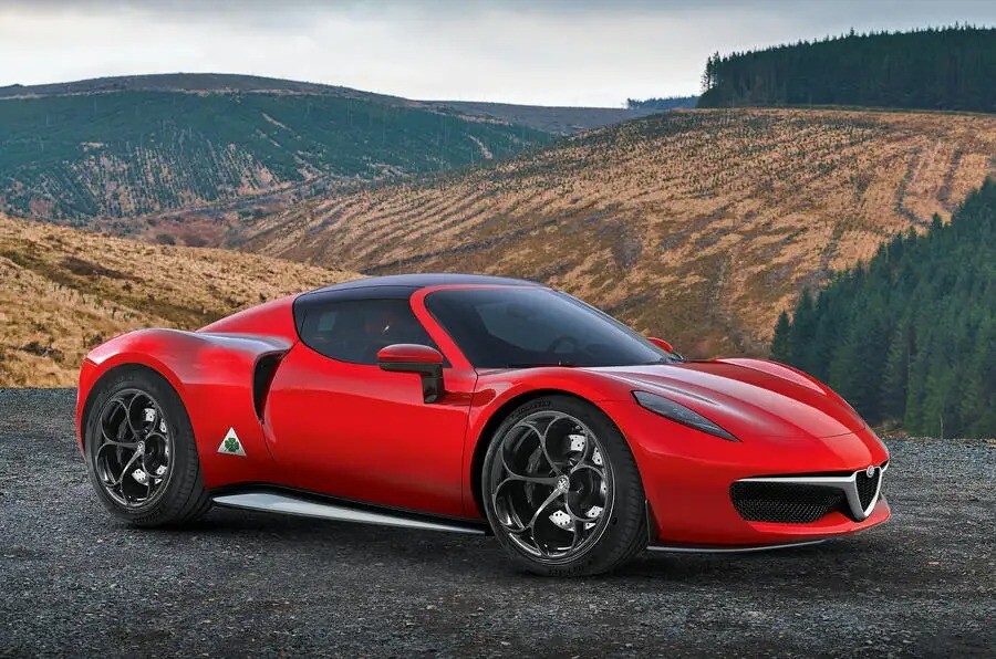 アルファ・ロメオ　スーパーカー発売の可能性　2023年初頭に詳細発表か