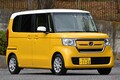 人気の軽自動車売れすぎ注意？ 販売好調の陰には日本の不安な将来像が見えていた