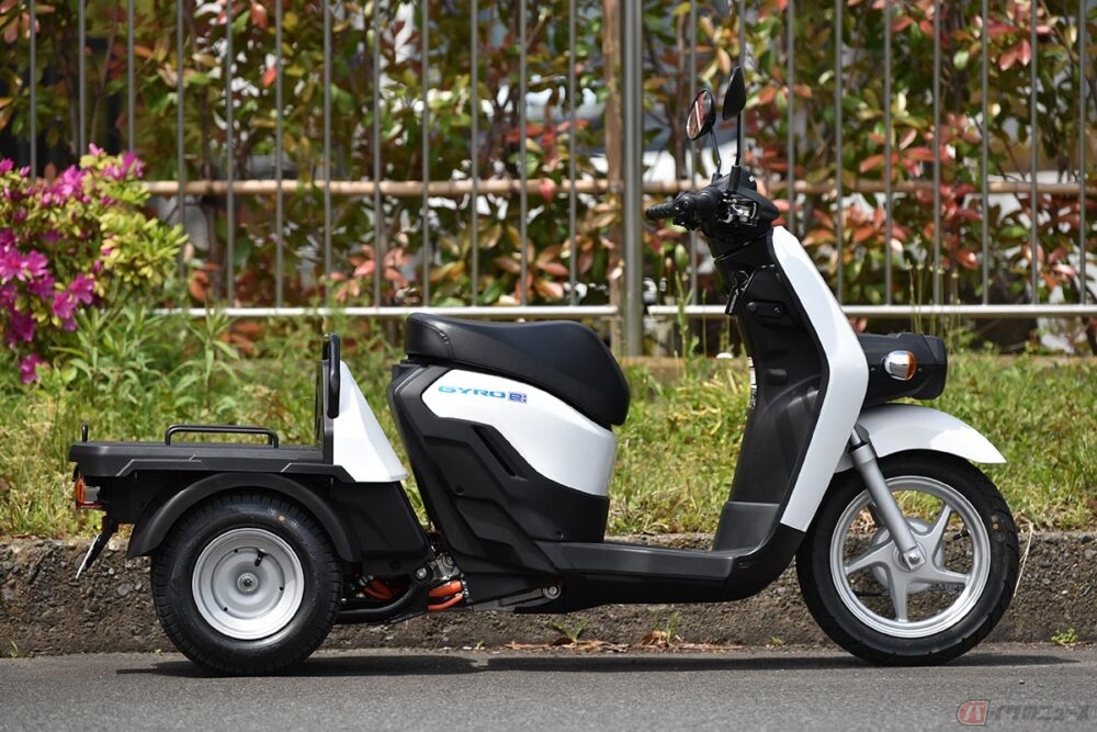 磯野家への御用聞きバイクも電動へ サブちゃんの3輪スクーターが進化した バイクのニュース 自動車情報サイト 新車 中古車 Carview